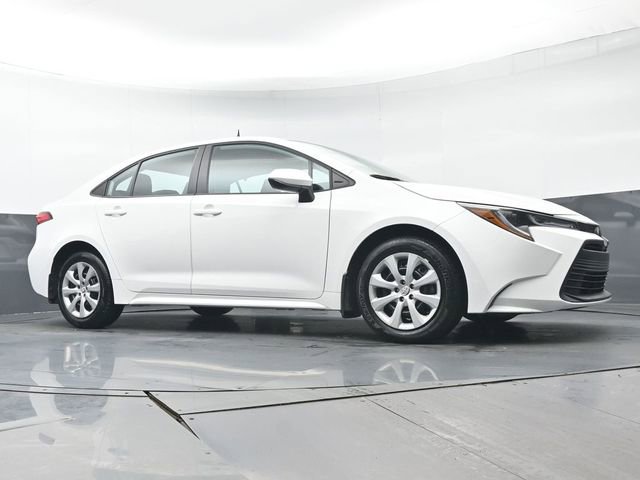 Certified 2024 Toyota Corolla LE image 34