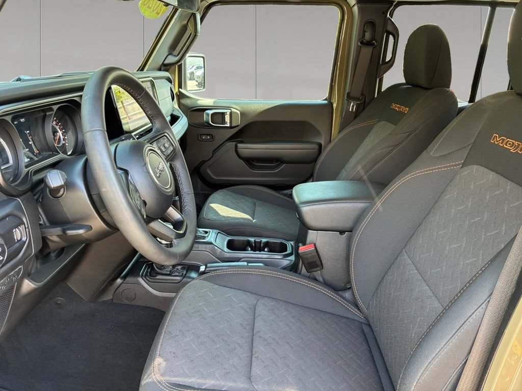 Used 2026 Jeep Gladiator Mojave AWD/4WD image 10