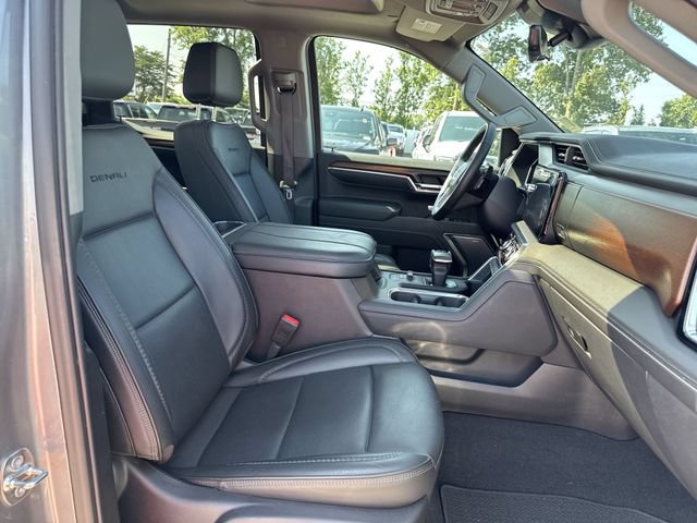 Used 2025 GMC Sierra 1500 Denali w/ Technology Package AWD/4WD image 29