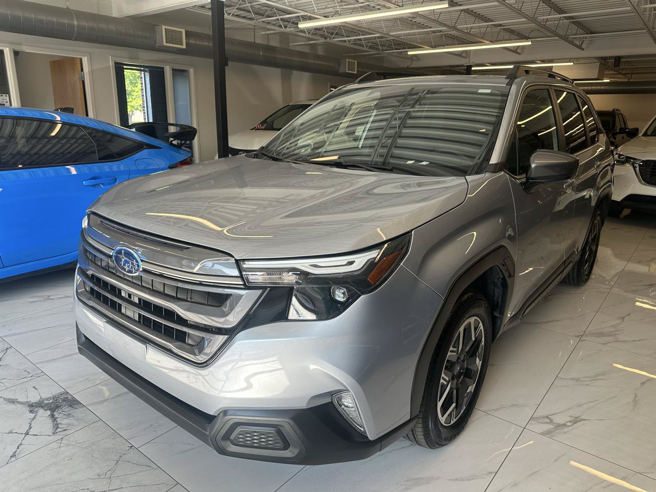 Used 2025 Subaru Forester Premium AWD/4WD image 3