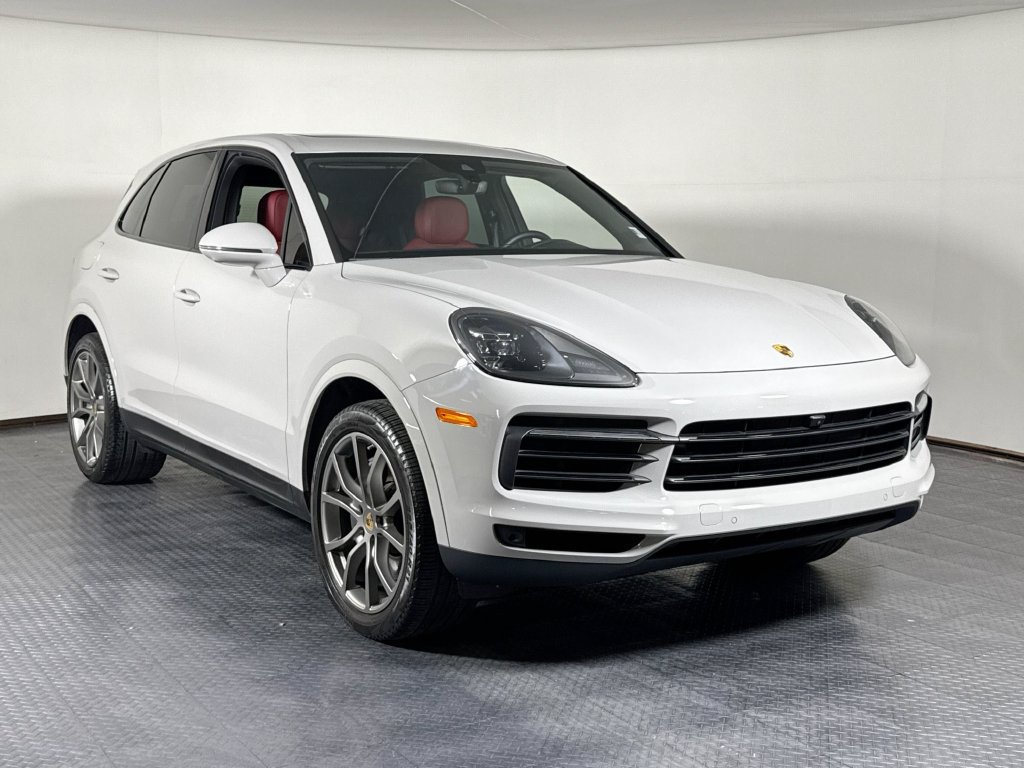 Certified 2023 Porsche Cayenne AWD/4WD image 9
