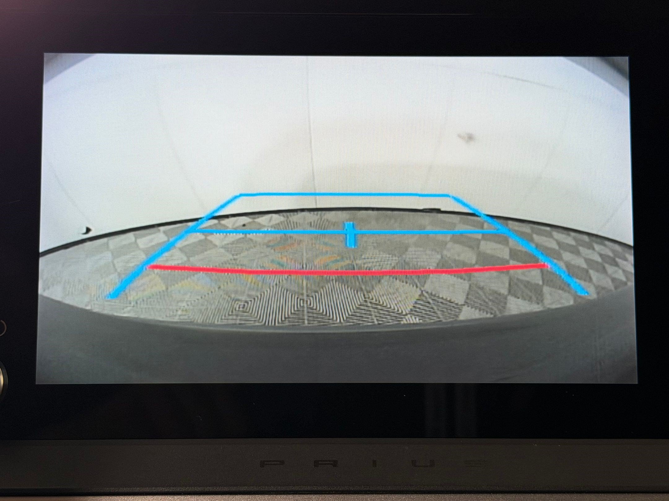 Used 2025 Toyota Prius LE FWD image 18