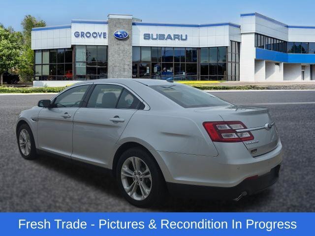 Used 2016 Ford Taurus SEL w/ Equipment Group 201A FWD image 3