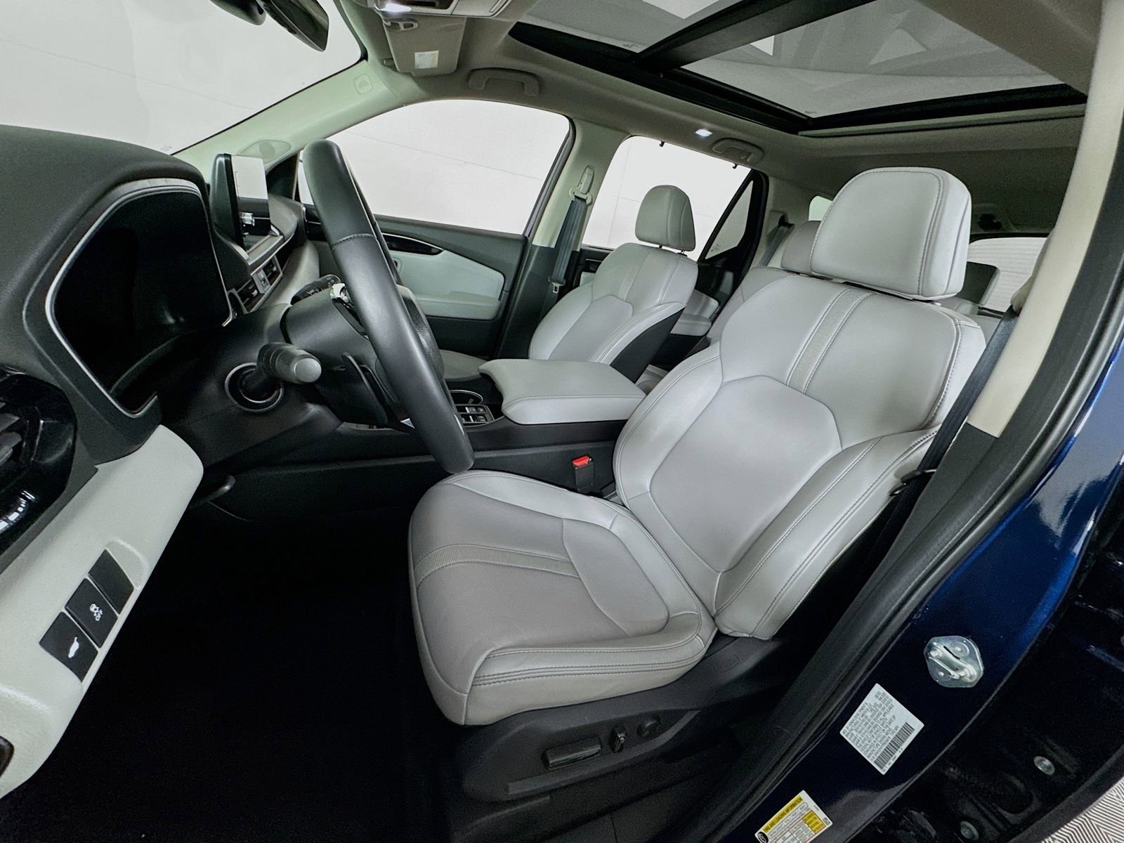 Certified 2023 Honda Pilot Touring image 12