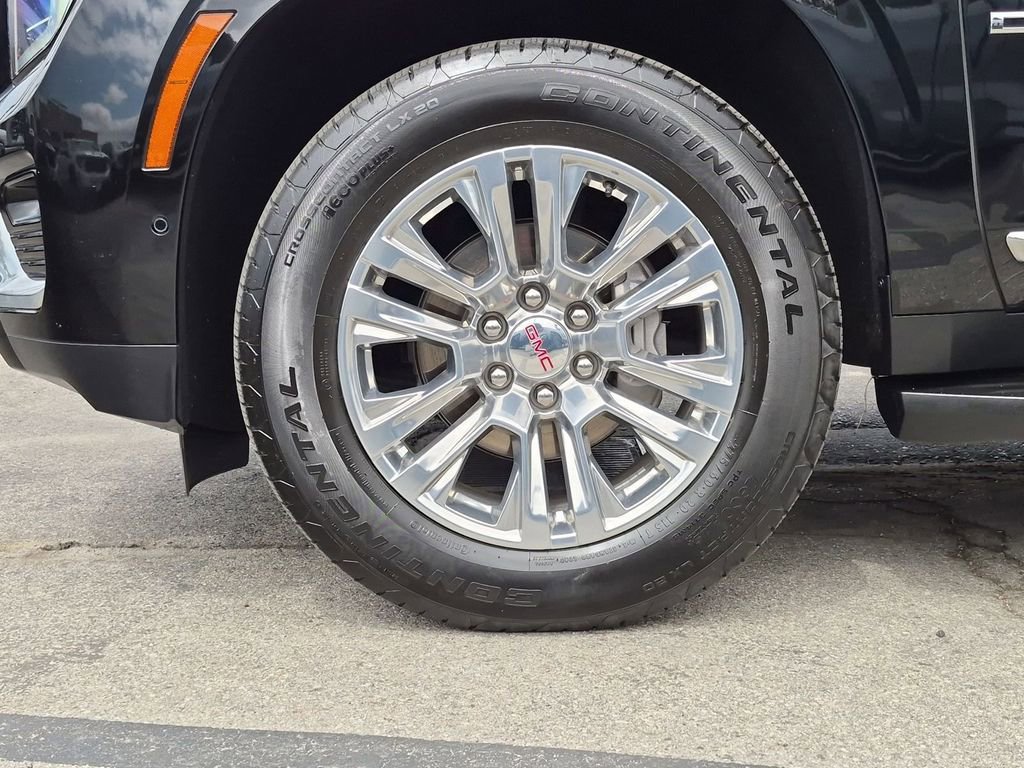 Certified 2025 GMC Yukon XL Denali AWD/4WD image 26