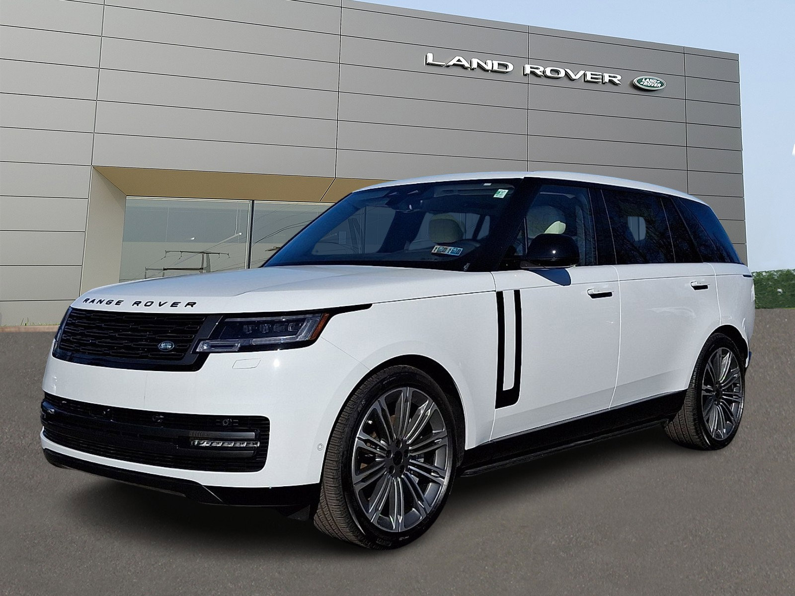 New 2026 Land Rover Range Rover Long Wheelbase SE image 1