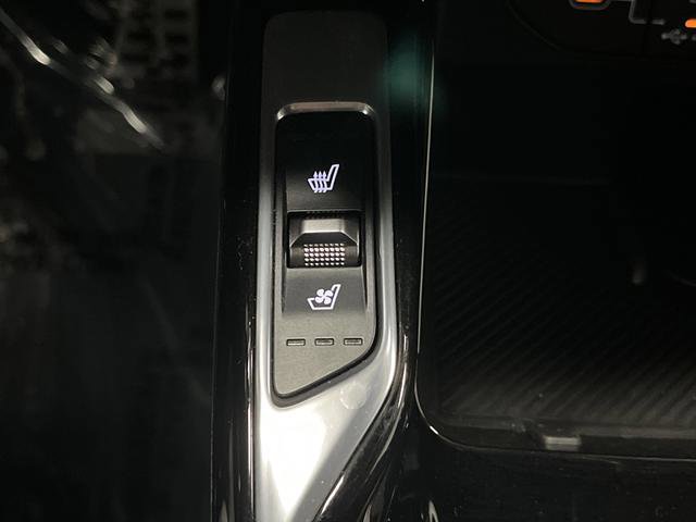 Used 2025 Kia Sorento SX image 8