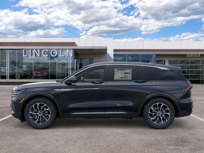New 2026 Lincoln Nautilus Premier AWD/4WD image 3