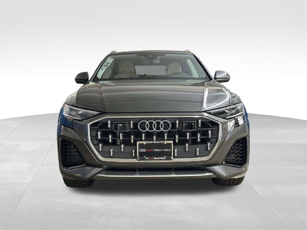 Used 2025 Audi Q8 Premium w/ Convenience Package AWD/4WD image 31