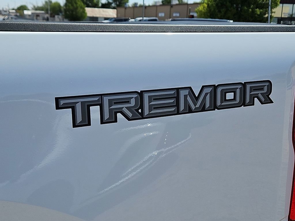 Used 2025 Ford F350 XLT w/ Tremor Off-Road Package AWD/4WD image 8