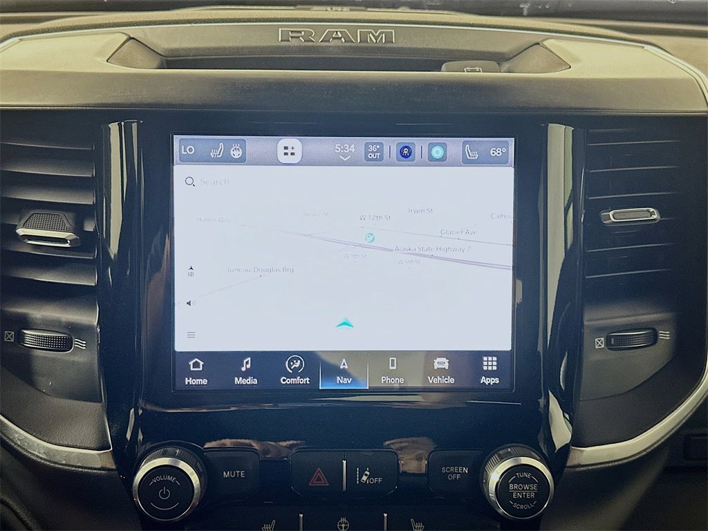 Used 2024 RAM 3500 Big Horn w/ Night Edition image 19