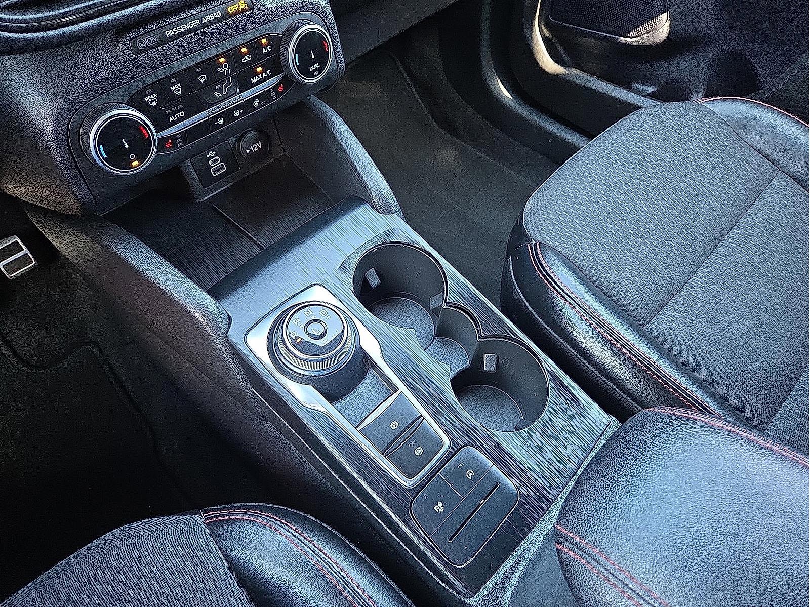 Used 2024 Ford Escape ST-Line image 25