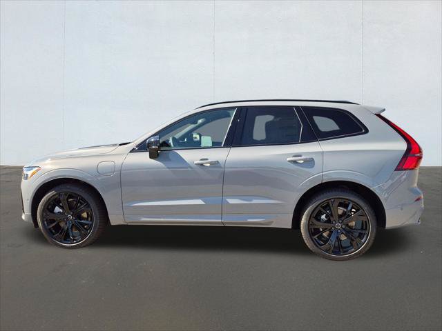 New 2026 Volvo XC60 T8 Ultra w/ Protection Package Premier AWD/4WD image 3