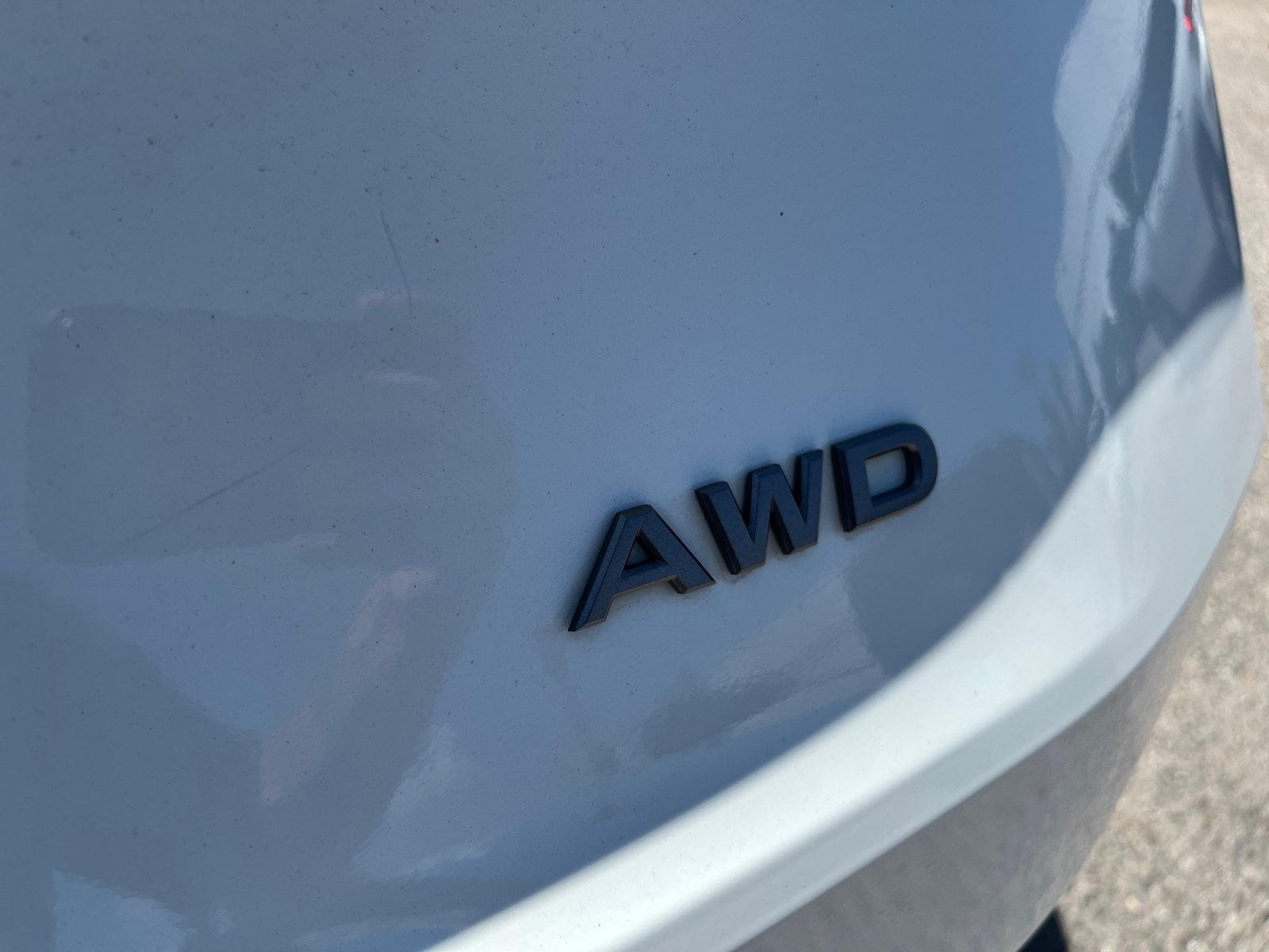 Used 2024 Nissan Rogue S AWD/4WD image 32