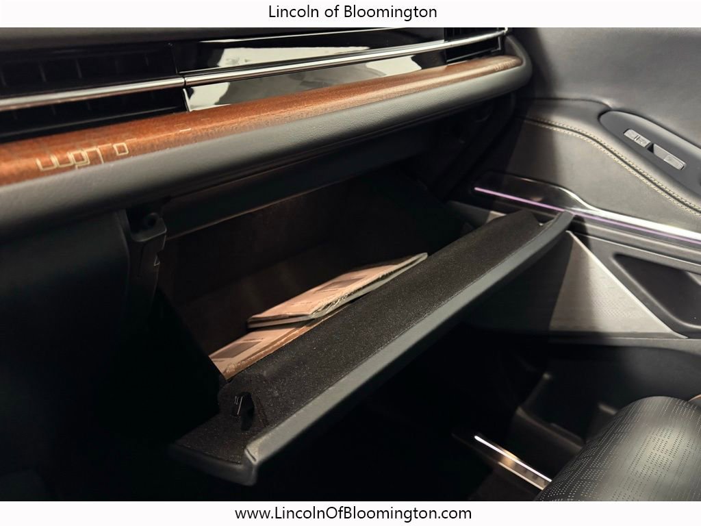 New 2025 Lincoln Navigator L Black Label image 46