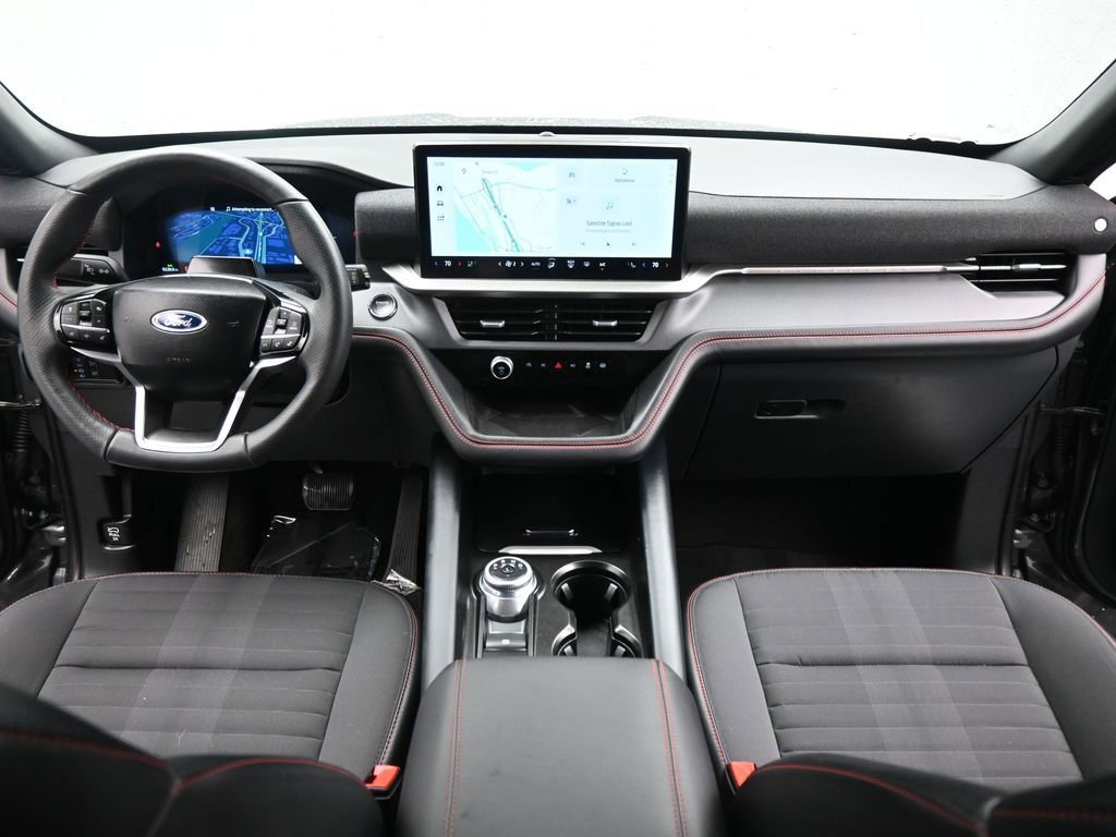 Certified 2025 Ford Explorer ST-Line image 21