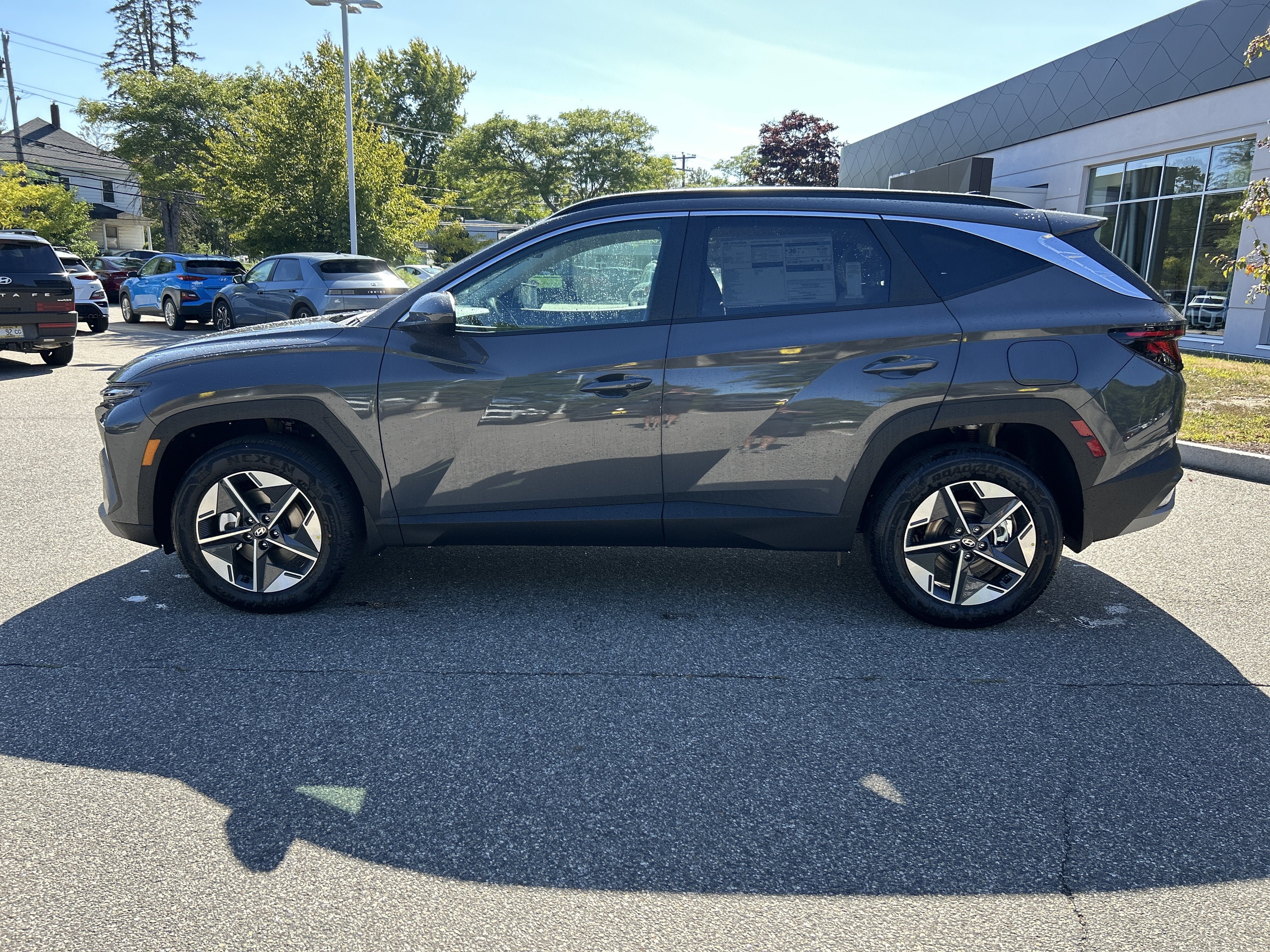 New 2026 Hyundai Tucson SEL AWD/4WD image 2