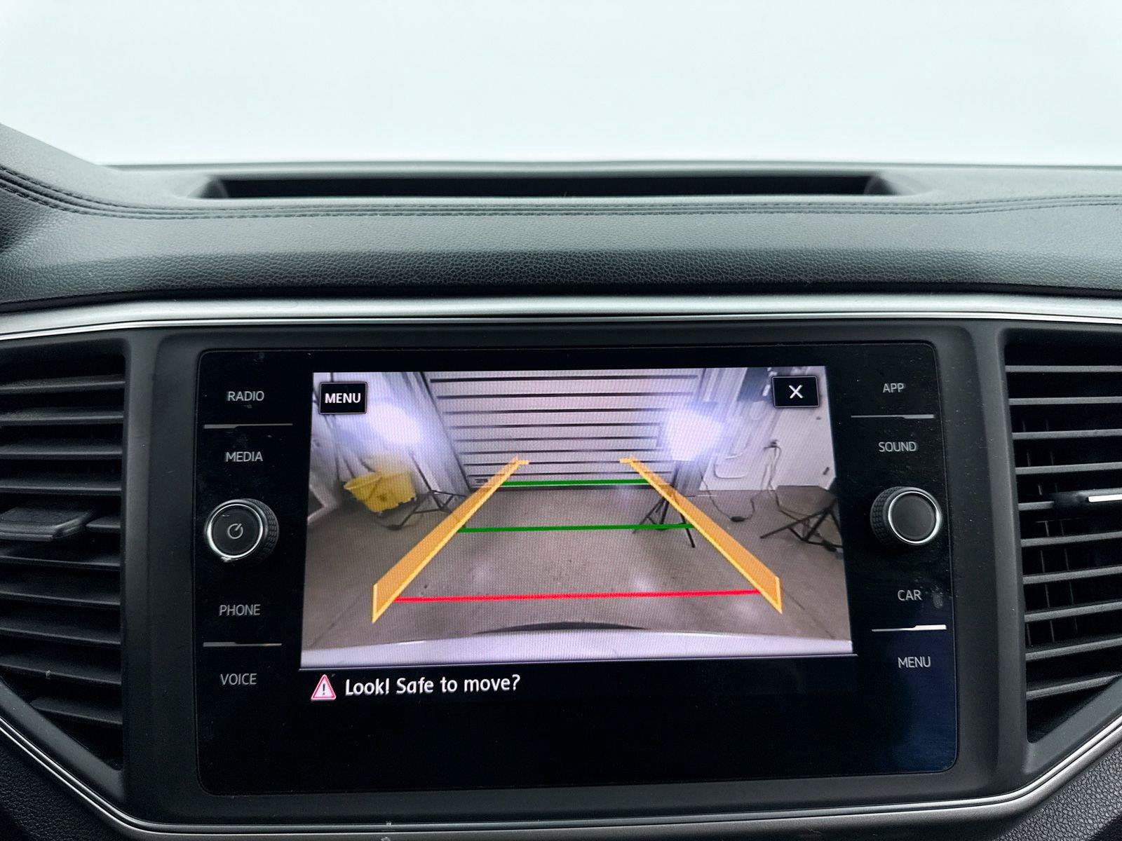 Used 2018 Volkswagen Atlas SE FWD image 22