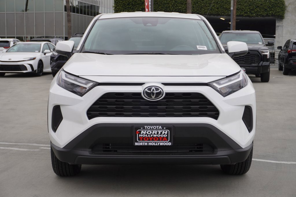 New 2025 Toyota RAV4 LE image 2