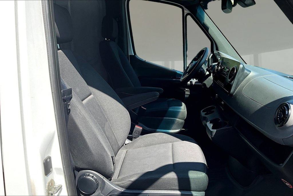 Used 2023 Mercedes-Benz Sprinter 2500 image 21