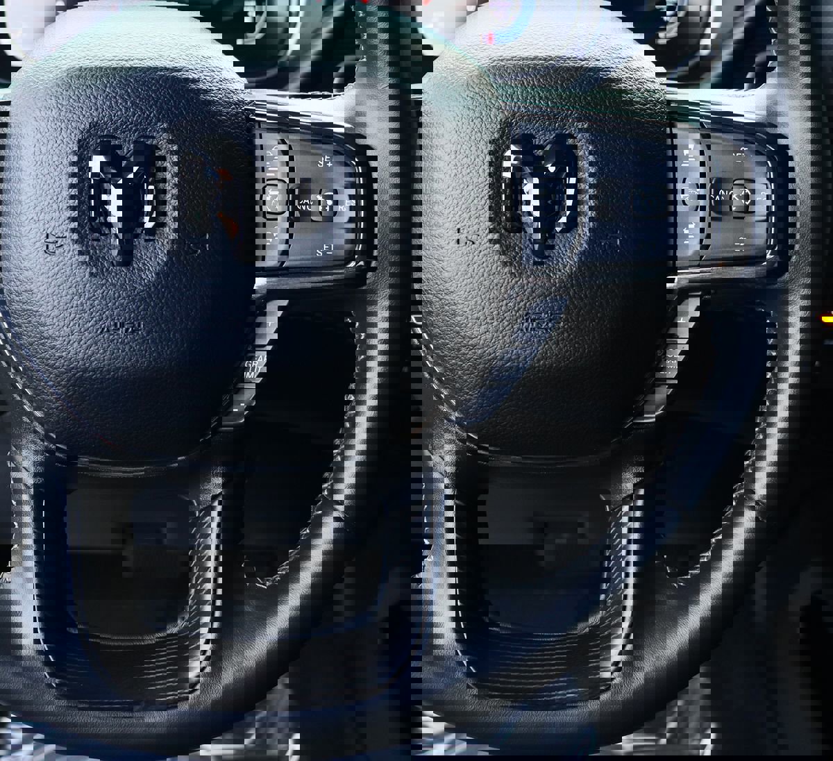 Used 2024 RAM 2500 Limited image 77