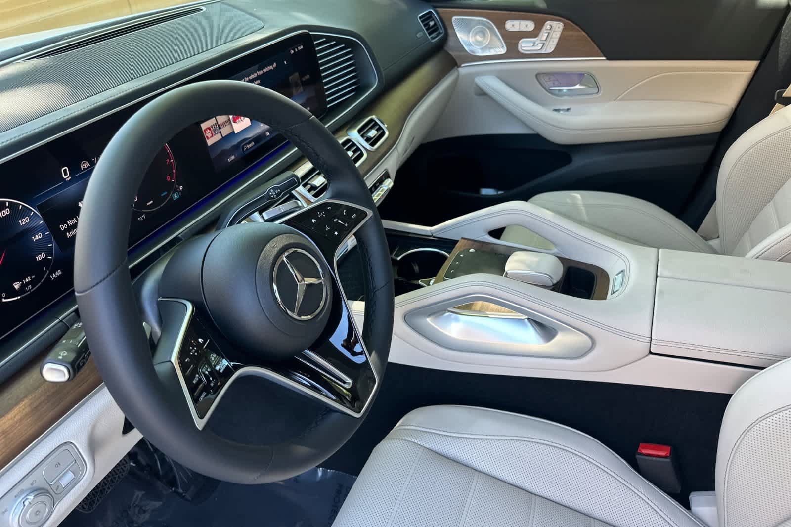 New 2026 Mercedes-Benz GLE 450 4MATIC Coupe image 9
