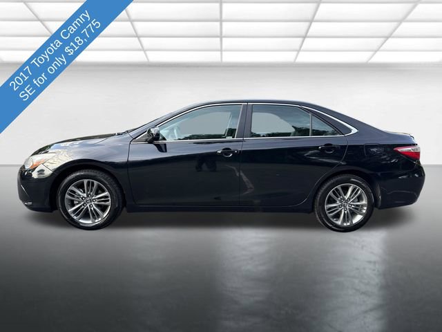 Used 2017 Toyota Camry SE FWD image 2