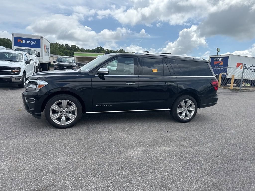 Used 2023 Ford Expedition Max Platinum AWD/4WD image 8
