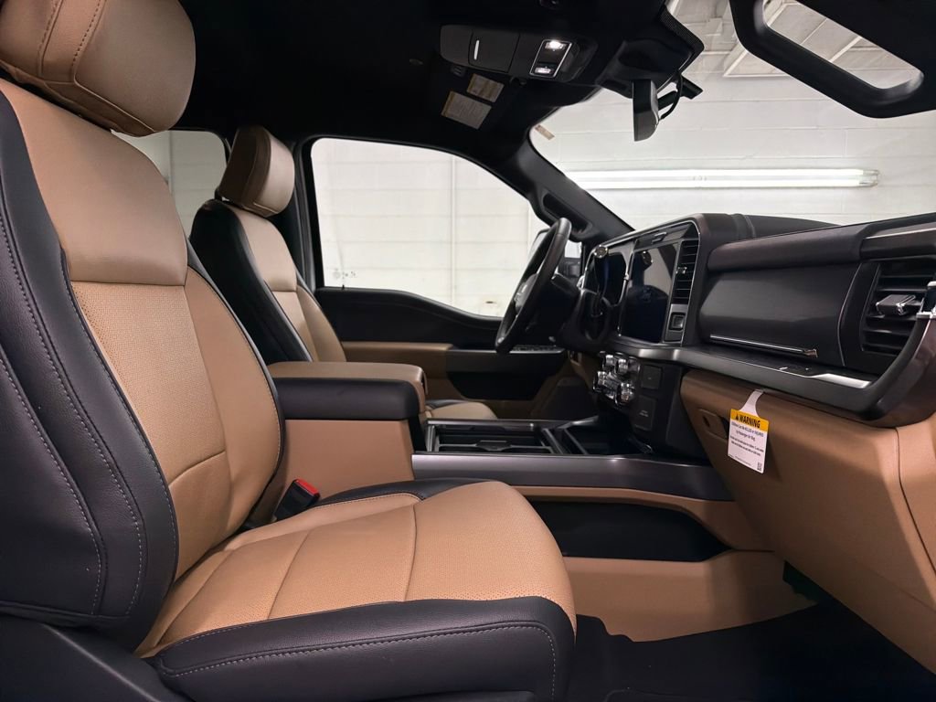 New 2026 Ford F250 Lariat w/ Chrome Package image 27