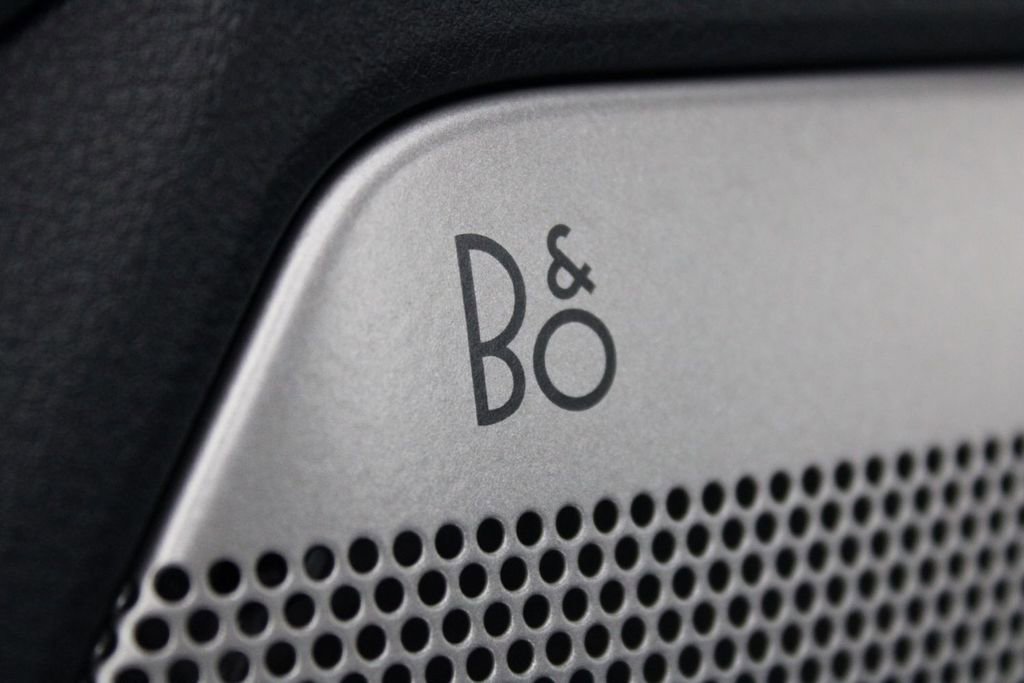 Used 2023 Ford F150 Lariat w/ FX4 Off-Road Package image 19