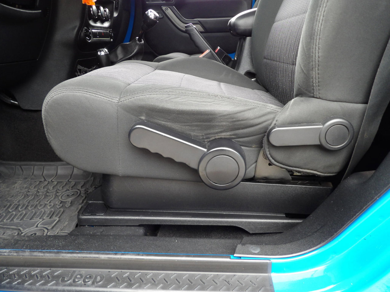 Used 2012 Jeep Wrangler Sport image 12