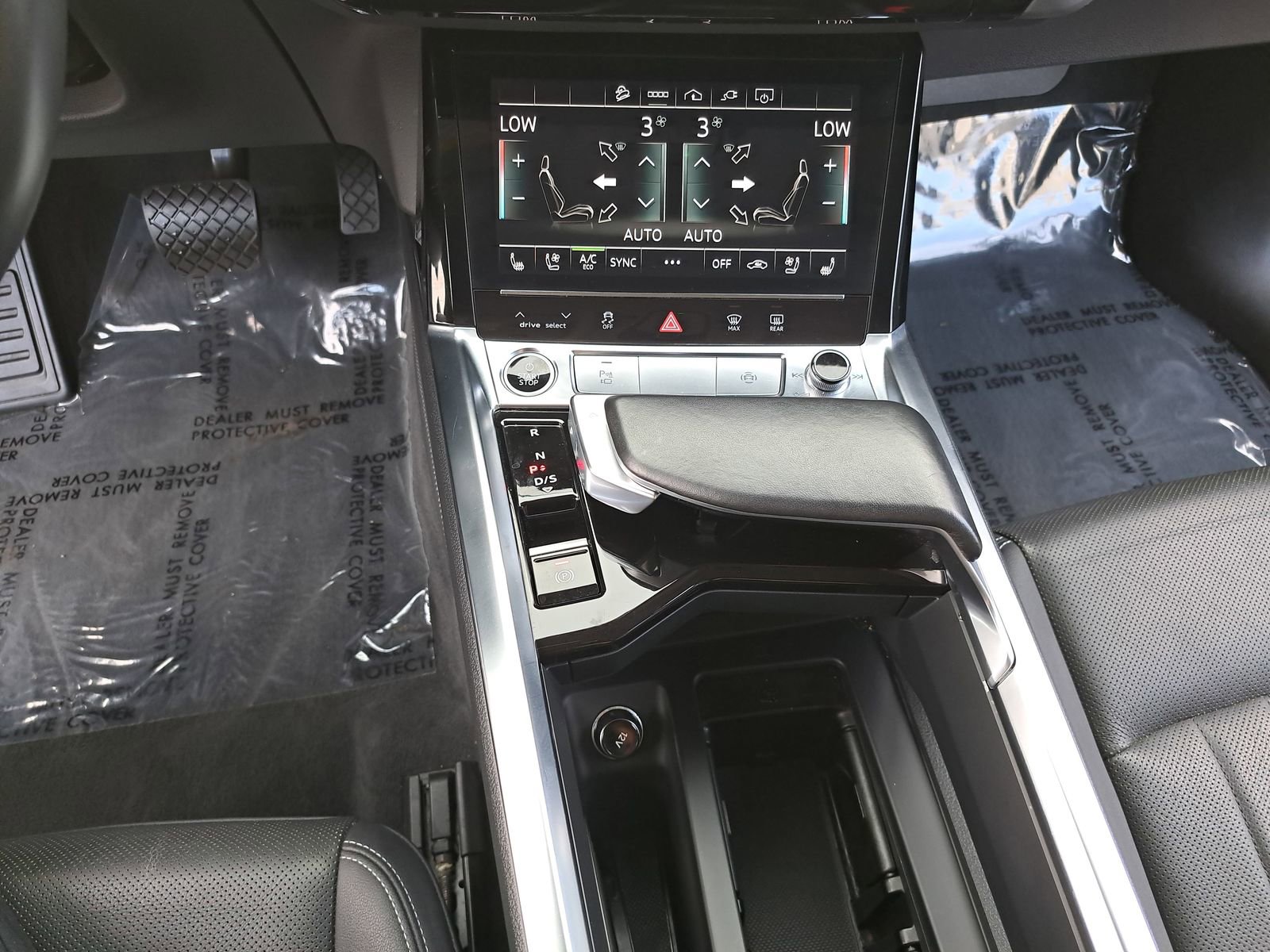 Certified 2023 Audi e-tron Premium Plus w/ Premium Plus Package AWD/4WD image 22