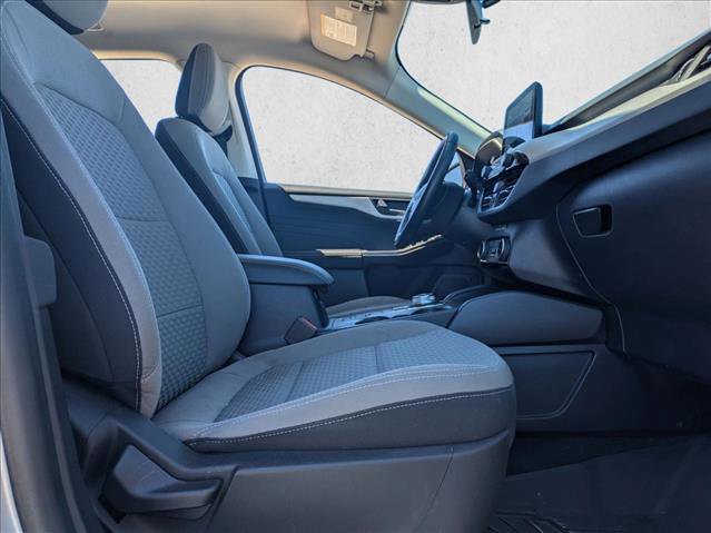 Certified 2022 Ford Escape SE w/ SE Sport Appearance Package image 16