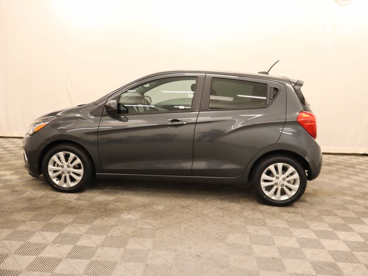 Used 2018 Chevrolet Spark LT FWD image 2