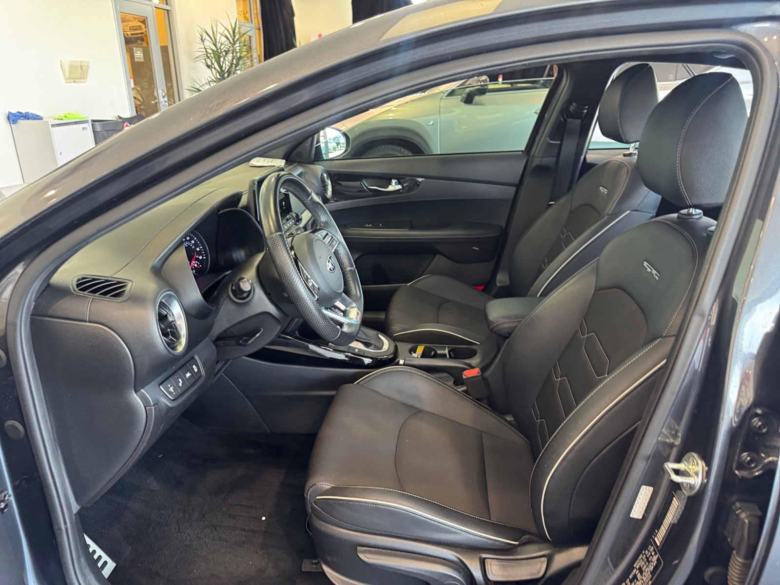 Used 2020 Kia Forte GT-Line w/ GT-Line Premium Package FWD image 14