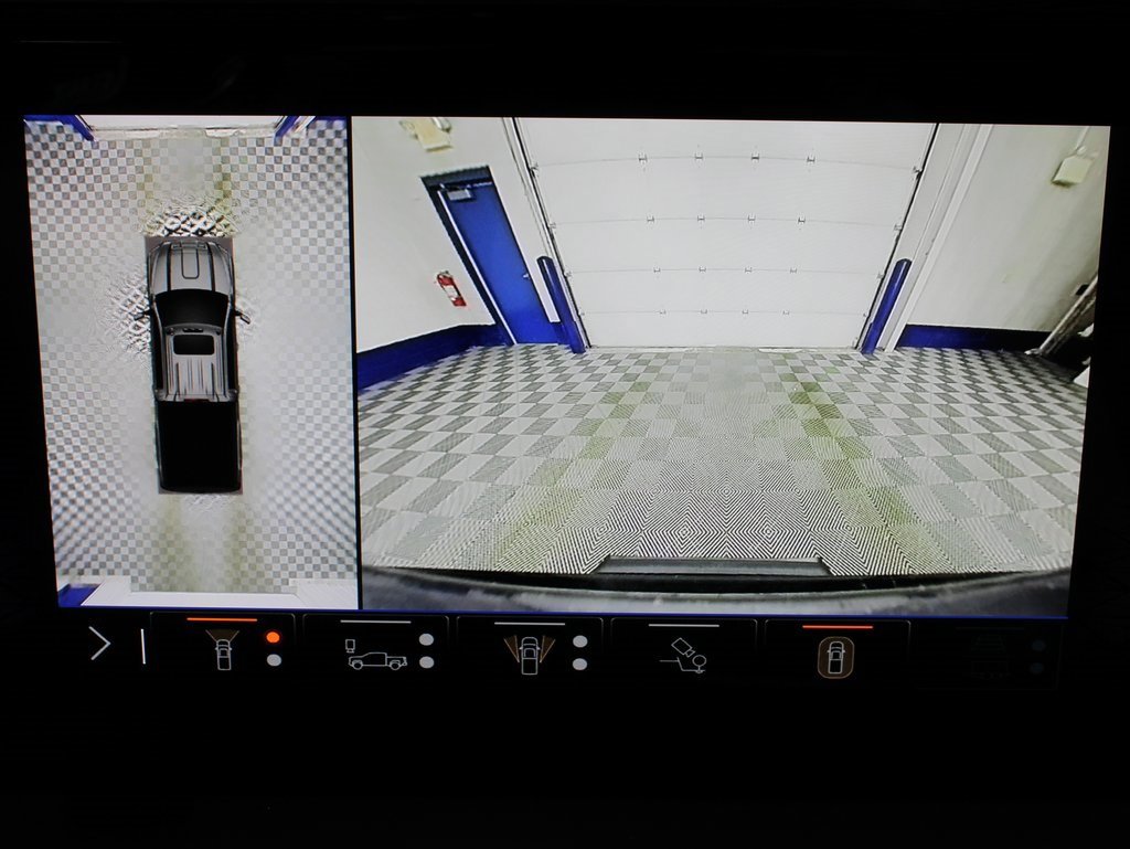 Used 2024 GMC Sierra 2500 Denali Ultimate w/ Max Trailering Package image 15