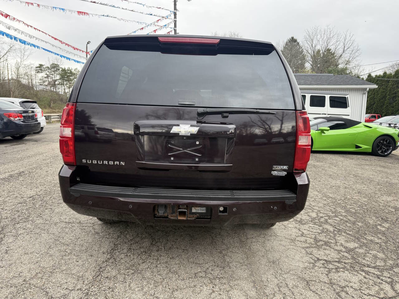 Used 2009 Chevrolet Suburban LT w/ Luxury Package AWD/4WD image 5