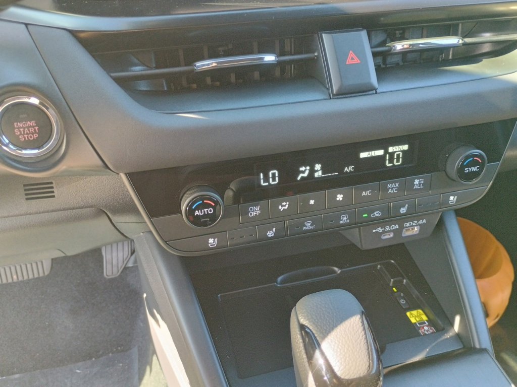 New 2026 Subaru Outback Touring AWD/4WD image 24
