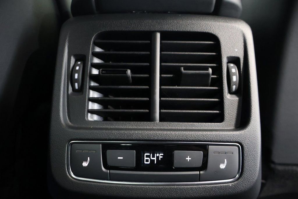 Used 2024 Audi RS e-tron GT w/ Carbon Performance Package image 25