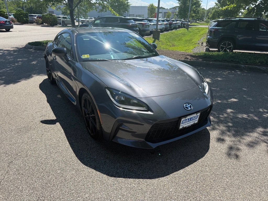 Used 2026 Toyota GR86 Premium w/ ALL Weather Mat Package (TMS) RWD image 7