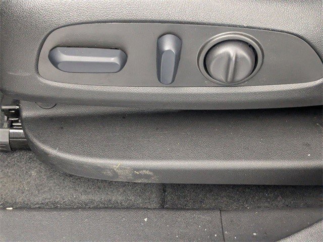 Certified 2024 Chevrolet Equinox LT image 17