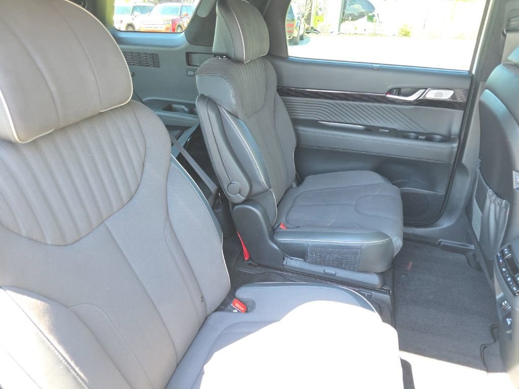 Used 2025 Hyundai Palisade Calligraphy image 25