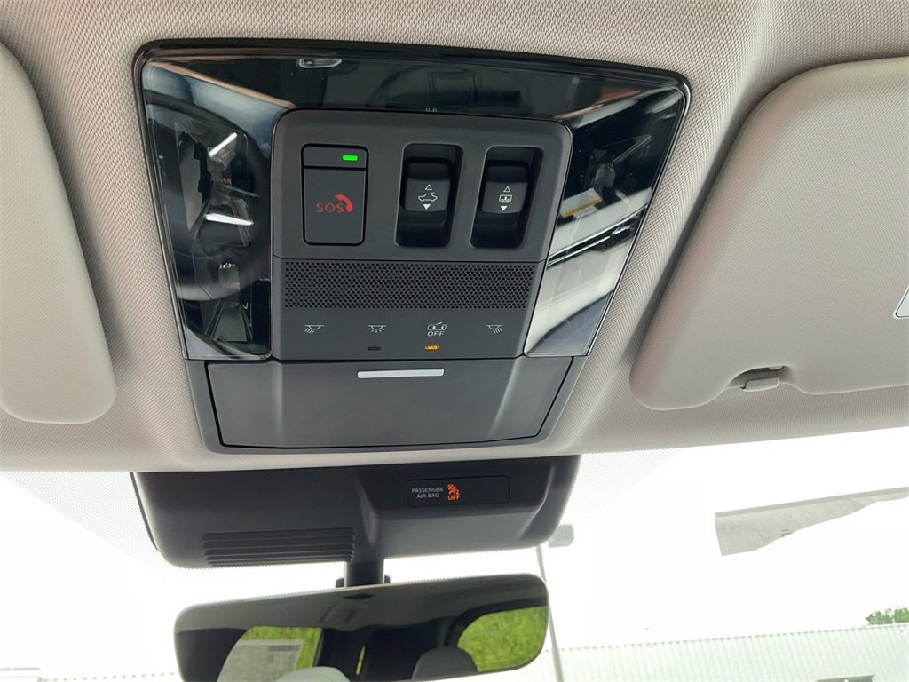 New 2025 Mitsubishi Outlander SE image 33