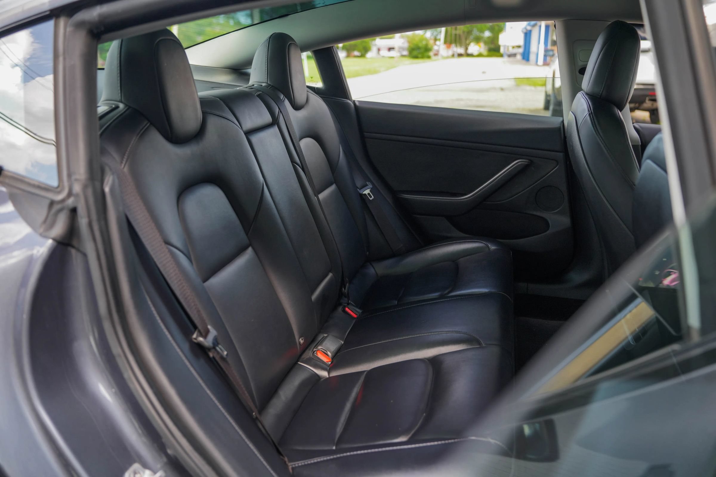 Used 2022 Tesla Model 3 Standard Range RWD image 30