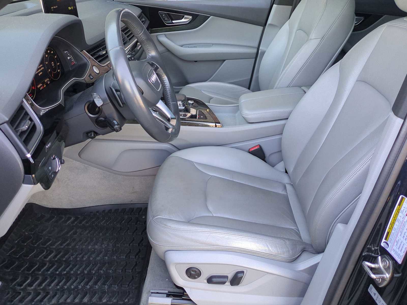 Used 2018 Audi Q7 3.0T Premium Plus image 16