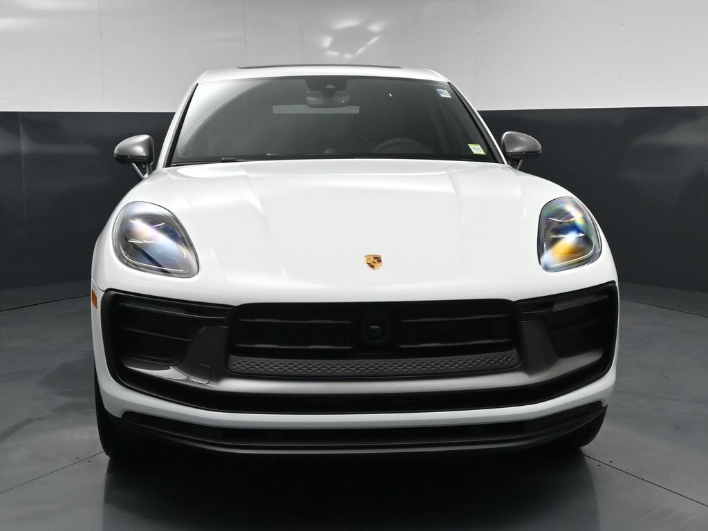 New 2026 Porsche Macan Turbo AWD/4WD image 11
