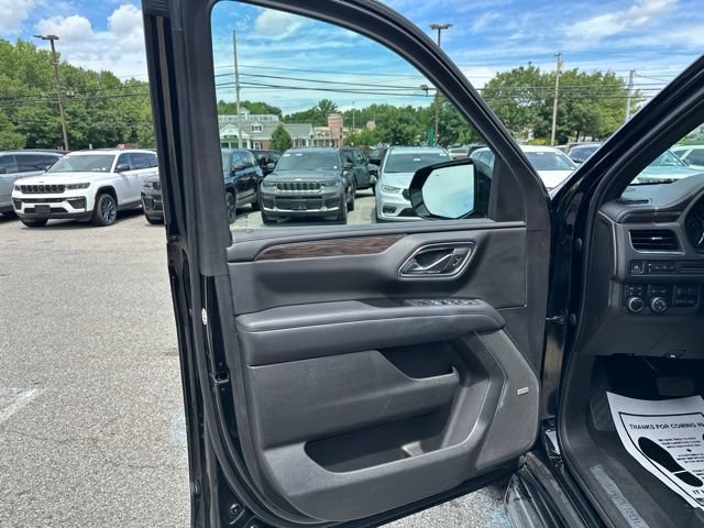 Used 2021 Chevrolet Tahoe LT w/ LT Signature Package AWD/4WD image 24