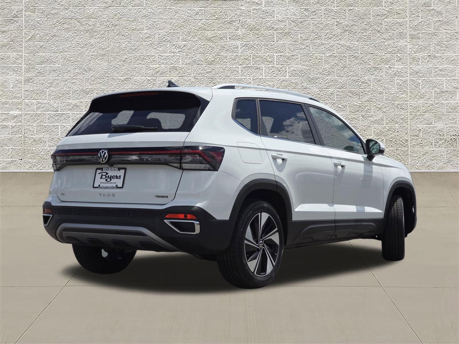 New 2026 Volkswagen Taos SE AWD/4WD image 7