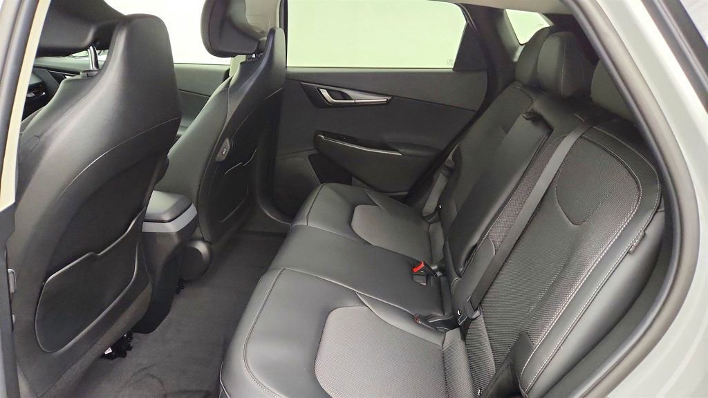 Used 2025 Kia EV6 Light RWD image 20