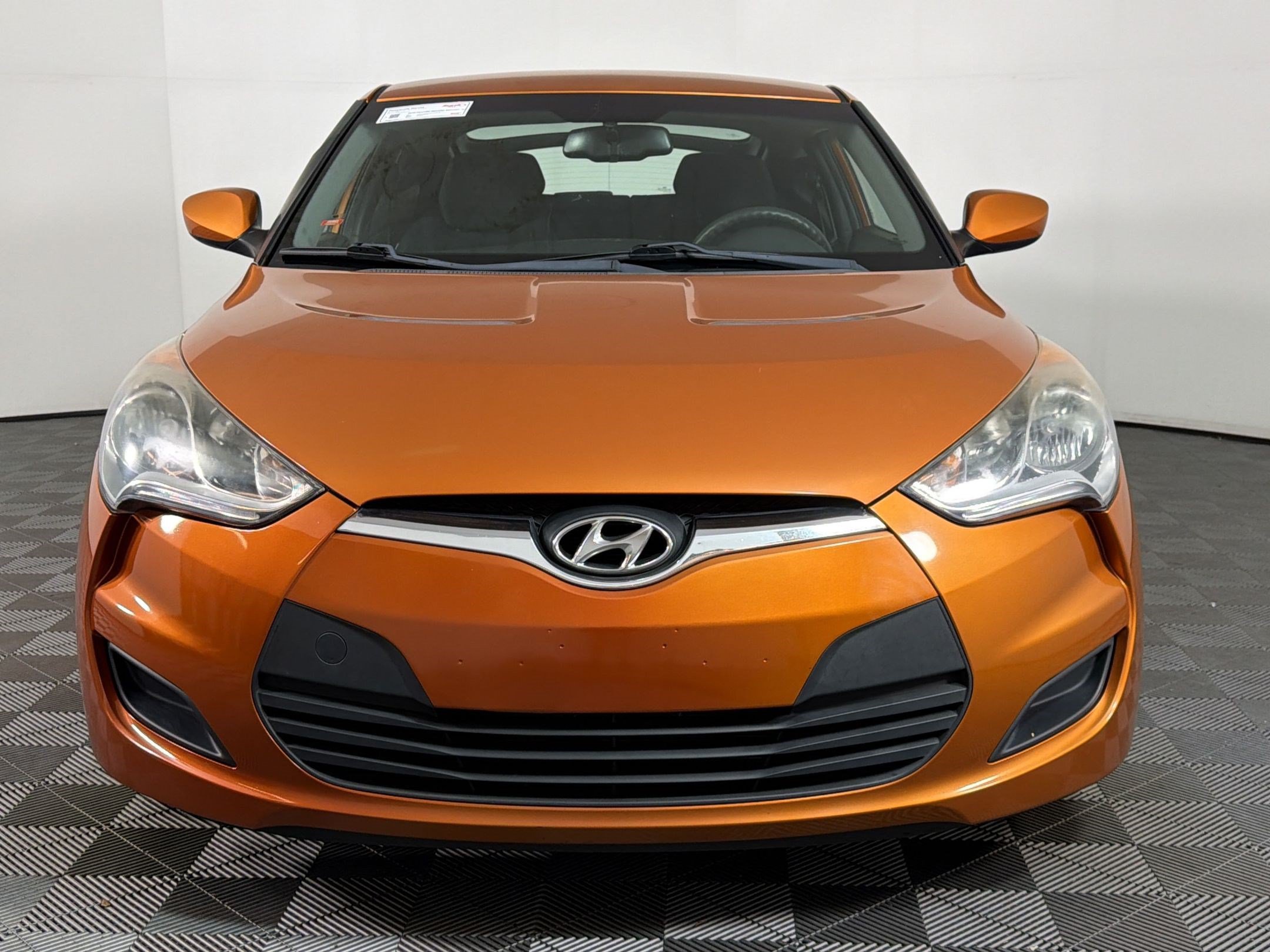 Used 2014 Hyundai Veloster FWD image 5